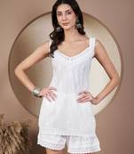 Women white chikankari sleevless short kurti