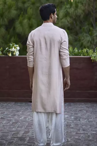 Fawn embroidered mirror work cotton silk sajid kurta (dusty peach)