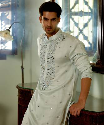 Blue embroidered mirror work pashimina silk mansoor kurta 3