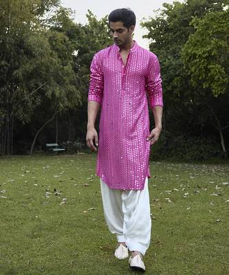 Pink embroidered mirror work georgette yasir kurta (rani pink) 1