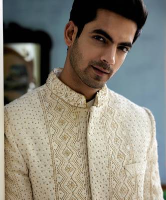 White embroidered mirror work cotton silk sadiqabad sherwani set 4