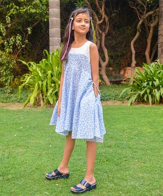 Blue printed cotton skyblue a line dress with pockets 3