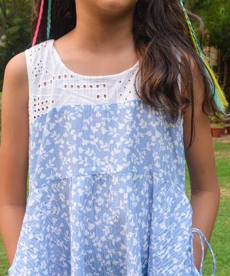 Blue printed cotton skyblue a line dress with pockets 4