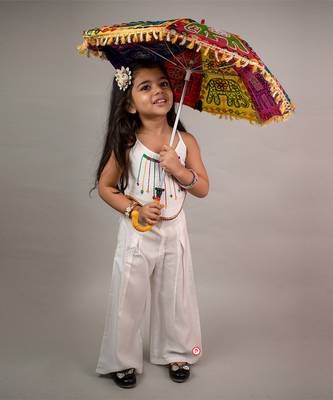 White plain cotton white coord set with multicolor thread work 3