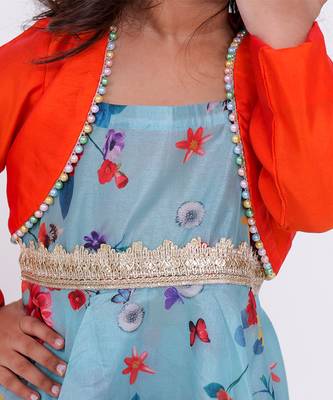 Green printed cotton silk floral suit with adjustable straps and jacket 3