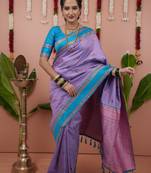 Light dual zari motifs & contrast zari pallu saree