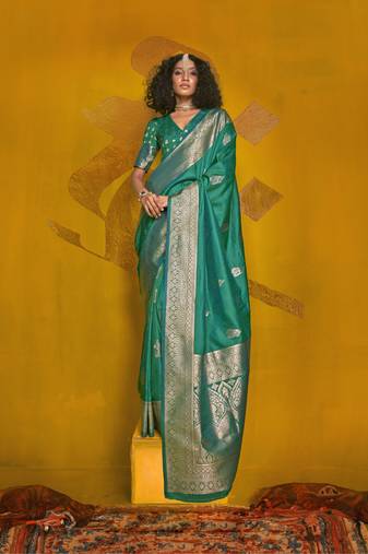 Peacock green two tone handloom weaving silk blend saree with contrast pallu 