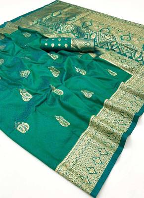 Peacock green two tone handloom weaving silk blend saree with contrast pallu  3
