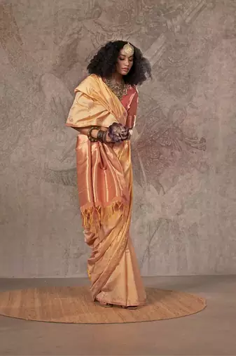 Cream two tone handloom weaving Silk blend saree with contrast pallu 