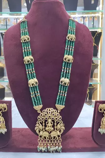 Royal elephant emerald beaded Necklace :: set - antique gold temple jewelry with ruby accents (designer collection)