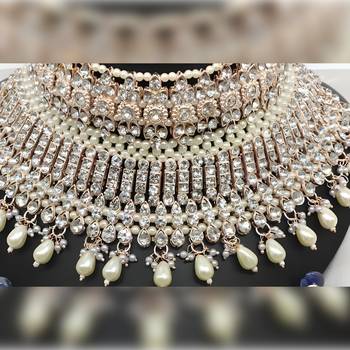 Luxury white crystal choker set - rose gold-plated bridal jewelry with pearl accents 2