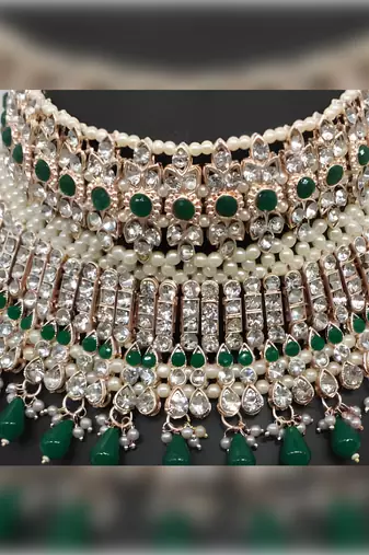 Luxury green crystal choker set - rose gold-plated bridal jewelry with pearl accents