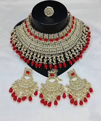Royal pearl and crystal choker set - gold-plated wedding jewelry with earrings and ring 1