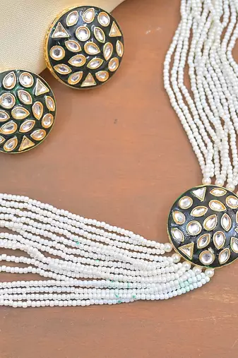 Elegant meenakari pearl choker set - handcrafted kundan Necklace :: with matching studs
