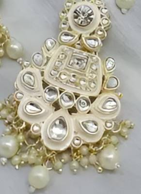 Elegant pearl choker Necklace :: set with kundan work and matching earrings - bridal wedding collection 3