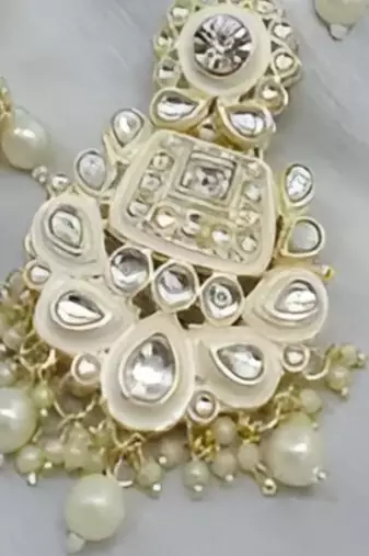 Elegant pearl choker Necklace :: set with kundan work and matching earrings - bridal wedding collection