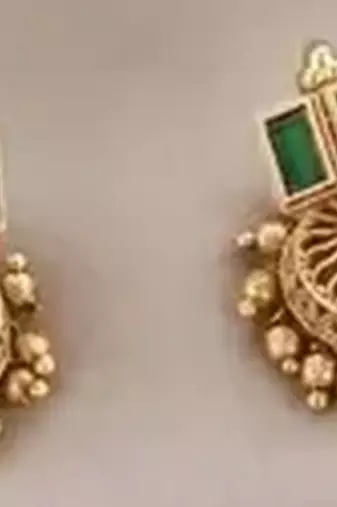 Traditional gold-plated kundan choker necklace with green stones & beads     ethnic indian jewelry set