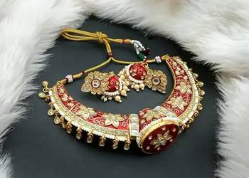 Luxurious red kundan choker Necklace :: set - traditional indian handcrafted gold-plated jewelry with earrings 1