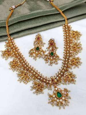 Antique-finish temple jewelry set with green stone & pearl details-traditional south indian bridal necklace earrings set 3