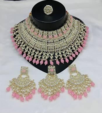 Royal pearl and crystal choker set - gold-plated wedding jewelry with earrings and ring 1