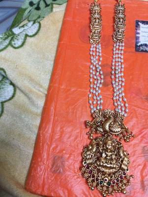 Temple jewelry set - antique gold lakshmi pendant pearl string necklace - south indian traditional wedding collection 2