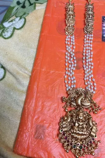 Temple jewelry set - antique gold lakshmi pendant pearl string necklace - south indian traditional wedding collection