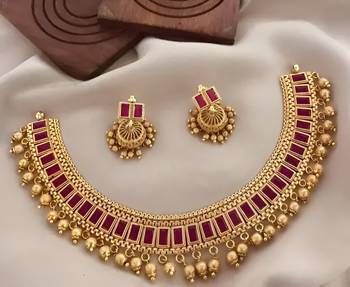 Traditional gold-plated kundan choker necklace with red stones & beads – ethnic indian jewelry for weddings & festivals 1