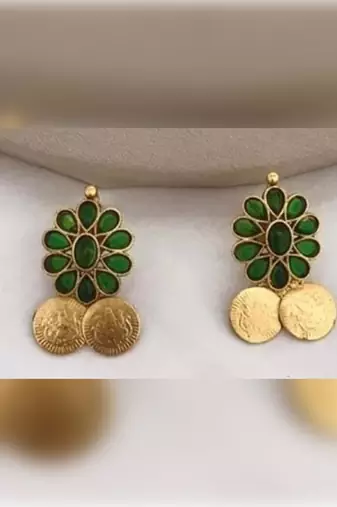 Traditional Necklace :: set with emerald green stones - antique gold temple jewelry for indian weddings and festivals