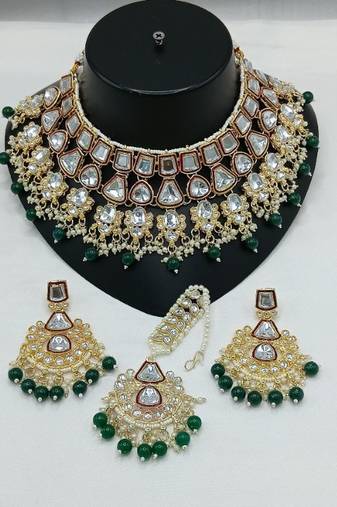 Kundan bridal jewelry set - crystal choker with earrings & maang tikka - traditional gold-plated wedding set