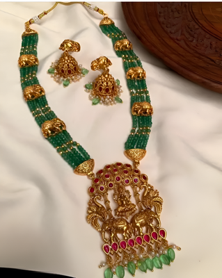 Emerald temple jewelry set | antique gold lakshmi pendant Necklace :: with elephant motifs 1