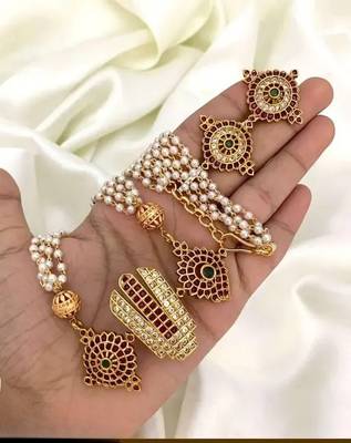 Elegant pendant and pearl earrings set     gold-plated bridal jewelry 2