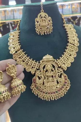 Temple jewelry set - traditional south indian antique gold-plated Necklace :: with jhumka earrings