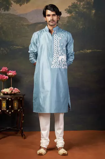 Grey hand-embroidered kurta with pyjama