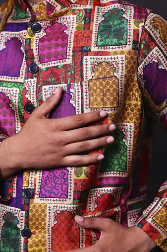 Multicolour nehru jacket with asymmetrical kurta and pant for men
