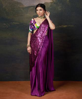 Hand-embroidered pre-draped saree with abstract floral print 1