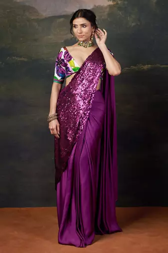 Hand-embroidered pre-draped saree with abstract floral print
