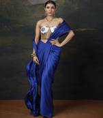 Fully hand-embroidered & hand-stitched blouse with stylish wire work pallu cocktail saree