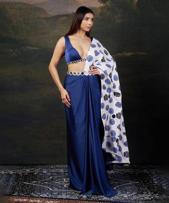 Mirror work blouse with pre-draped buuti print saree 4
