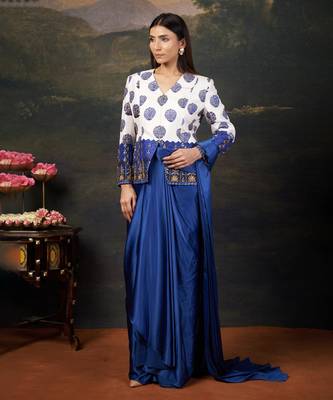 Hand embroidered coat with pre-draped saree 3