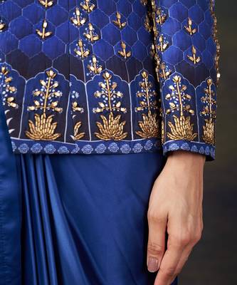 Hand embroidered coat with pre-draped saree 5