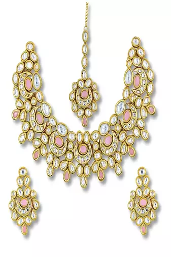 Pink gold plated meenakari kundan heavy choker necklace set with maangtikka