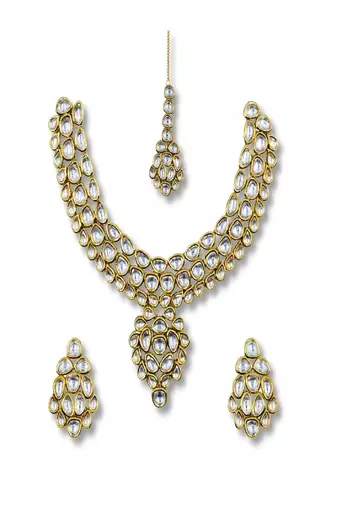 Gold plated meenakari kundan heavy choker necklace set with maangtikka