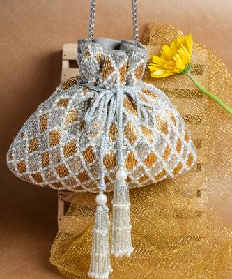 Silver cruzado silver aurum nayaab by sonia 2