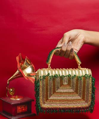 Gold matto splendour kasse green gold nayaab by sonia 1