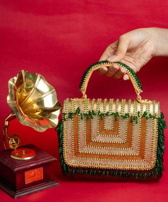 Gold matto splendour kasse green gold nayaab by sonia 2