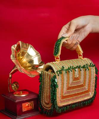 Gold matto splendour kasse green gold nayaab by sonia 3