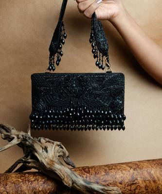 Black ornate radiance kasse black nayaab by sonia 1
