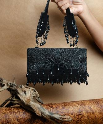 Black ornate radiance kasse black nayaab by sonia 4