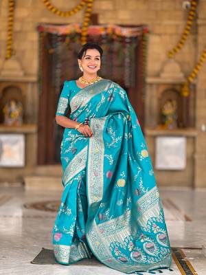 Sea green soft Silk Blend saree with zari weaving meenakari design 4