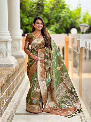 Mahendi soft Silk Blend saree with zari weaving meenakari design 1